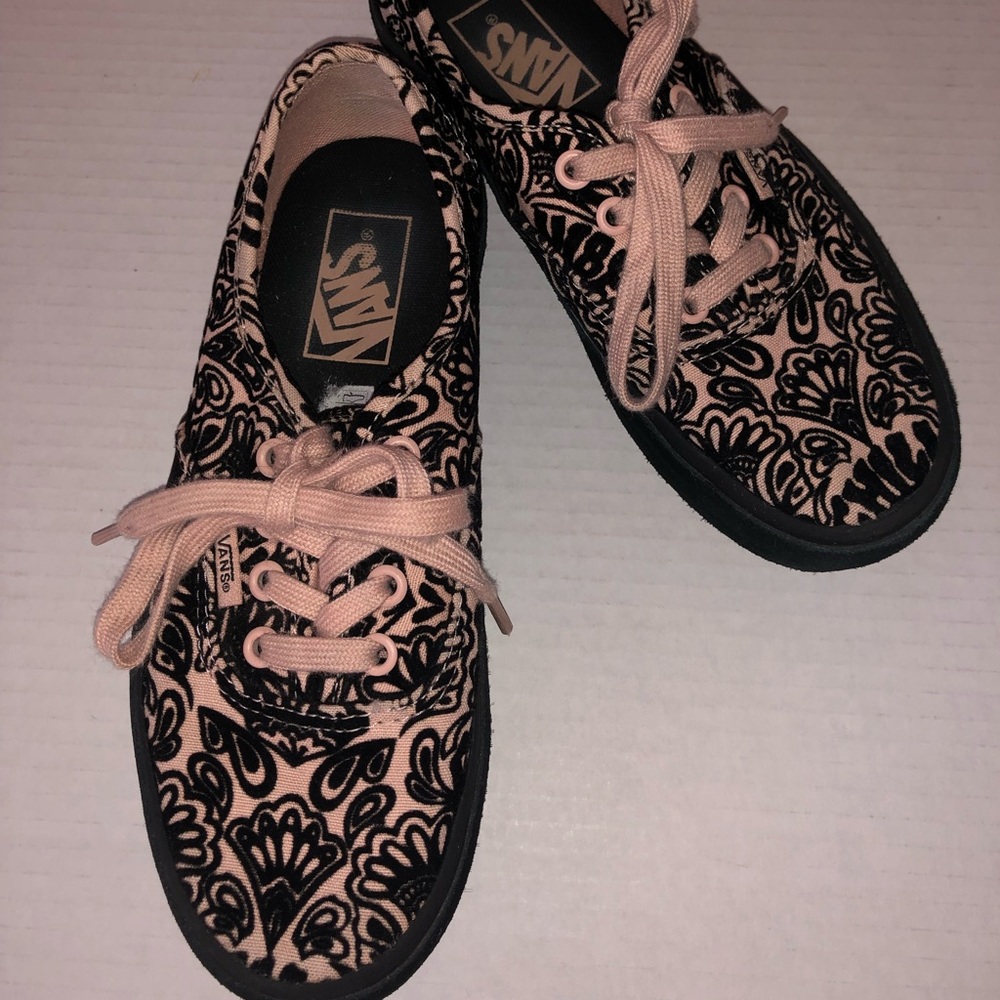 Vans Pink and Black Floral Pattern Low-Top Sneakers